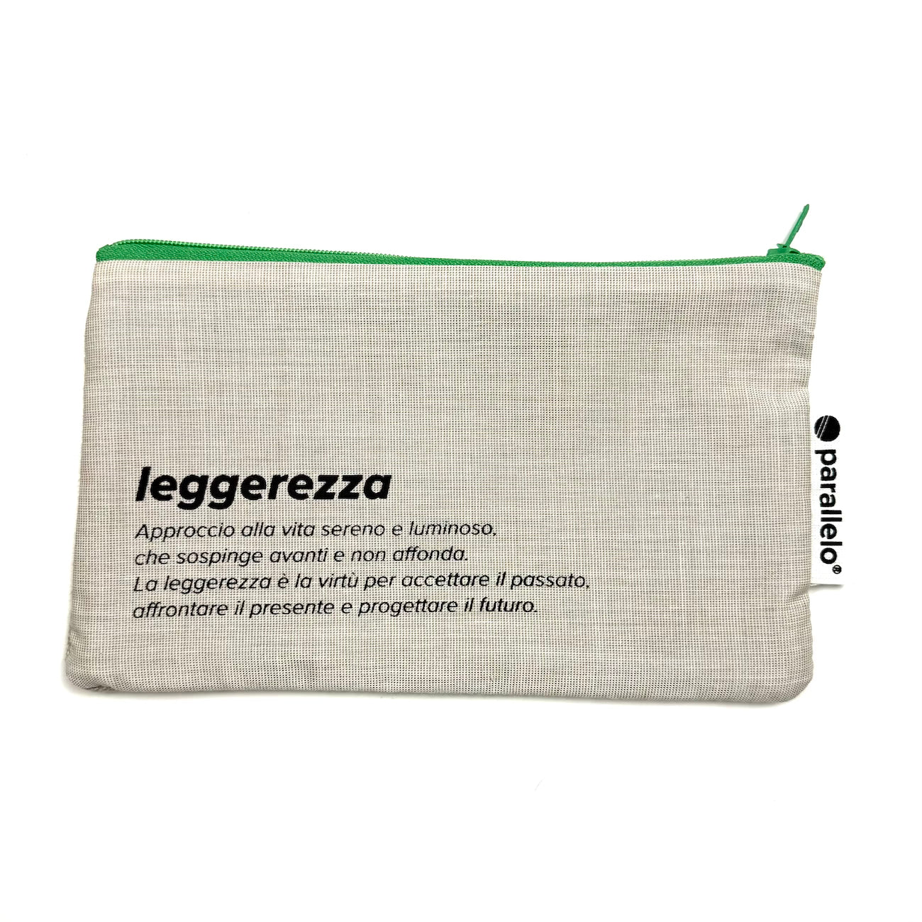 leggerezza Approccio alla vita sereno e luminoso, che sospinge avanti e non affonda. La leggerezza è la virtù per accettare il passato, affrontare il presente e progettare il futuro.