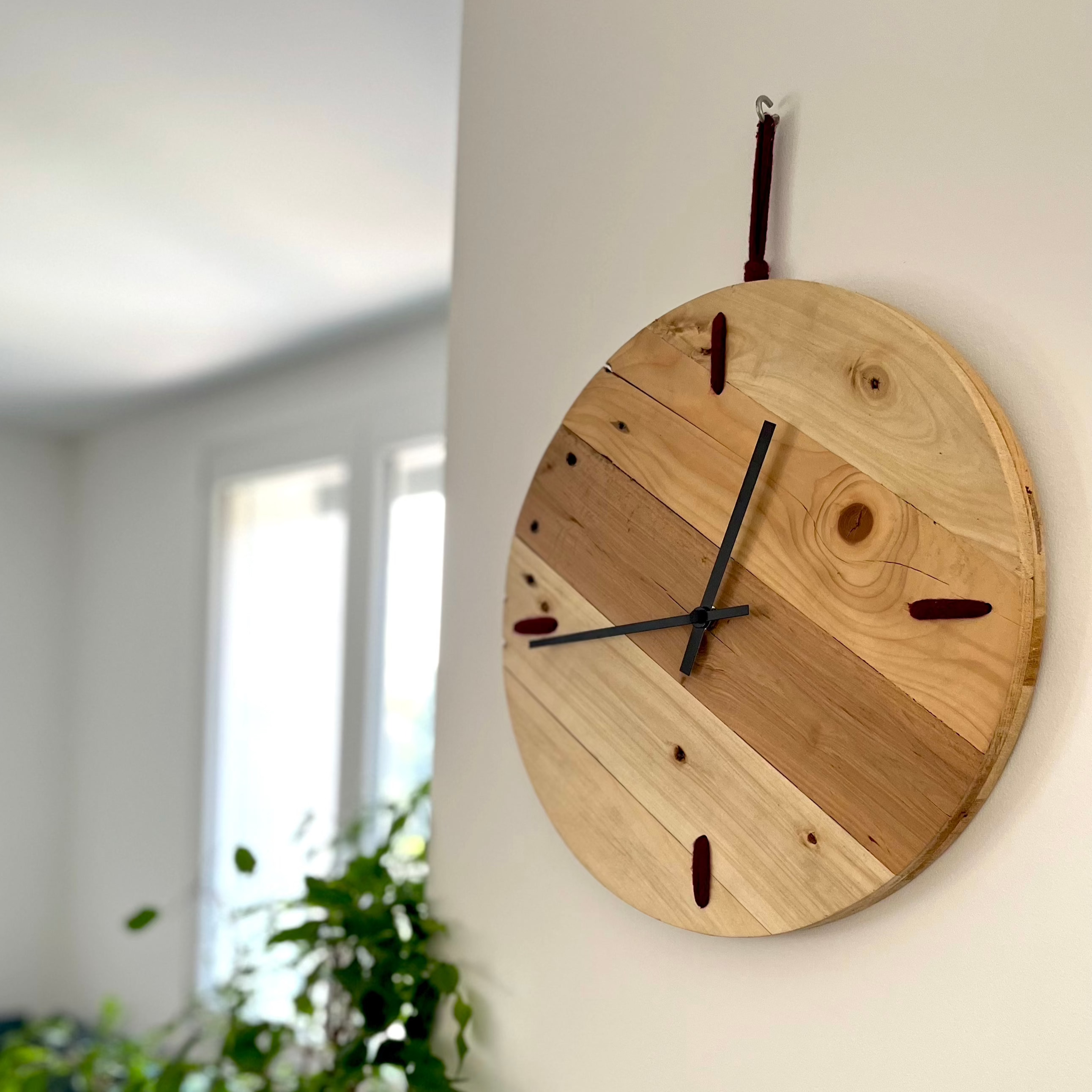 orologio in legno da parete